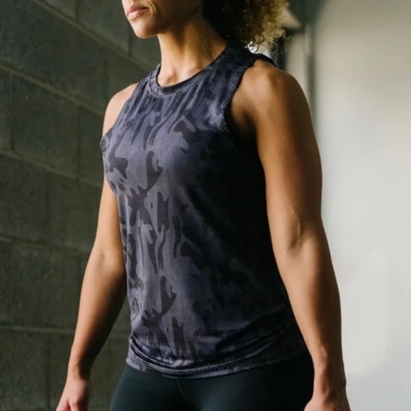 ZYIA Tops - ZYIA NEW Camo Print Chill Tank Top Sz XXL